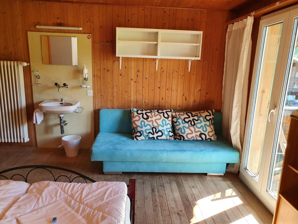 Lake Lodge Hostel Iseltwald Extérieur photo