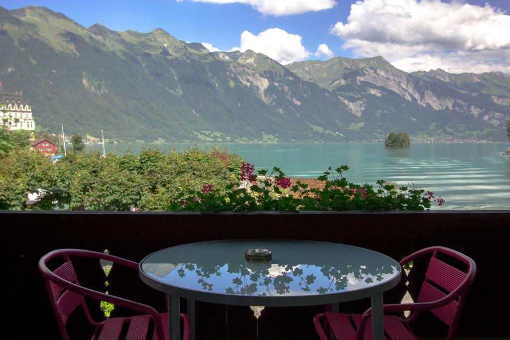 Lake Lodge Hostel Iseltwald Extérieur photo